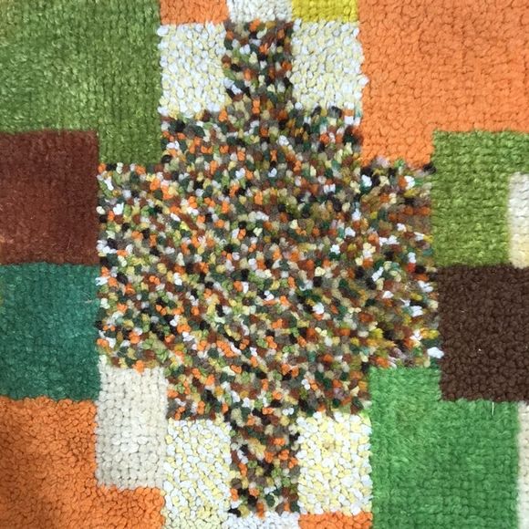 Vintage 60s handmade geometric rug / wall hanging - Picture 9 of 9